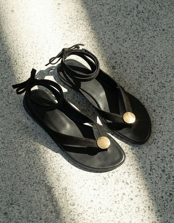 Ankle-Tie Cross-Strap Gold Accent Boho Chic Flat Sandals[Note:Runs Small,Go One Size Up]
