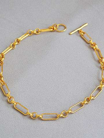Minimalist Gold Paperclip Toggle Necklace