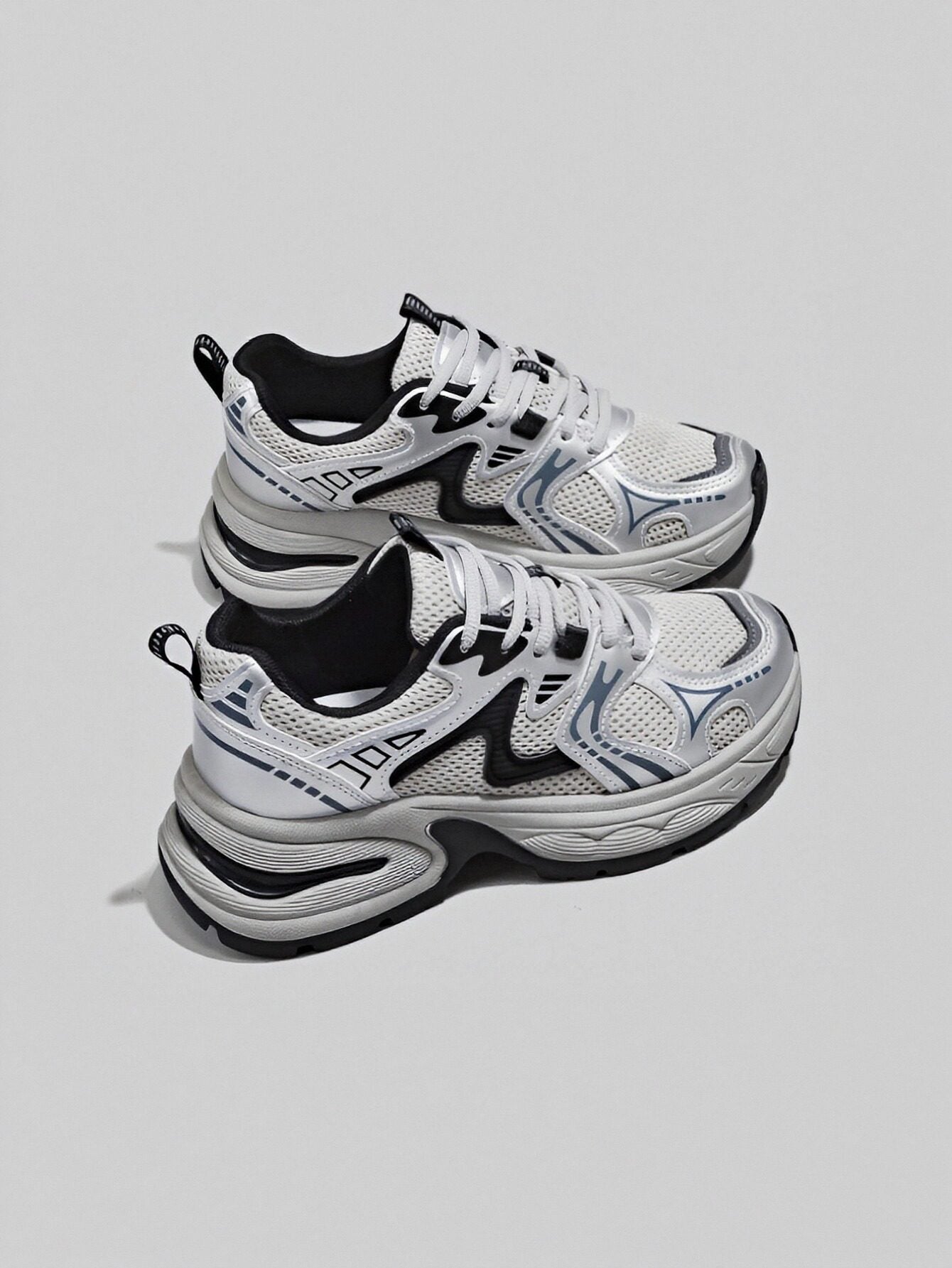 Chunky Sole Breathable Mesh Retro Sports Shoes-Silver