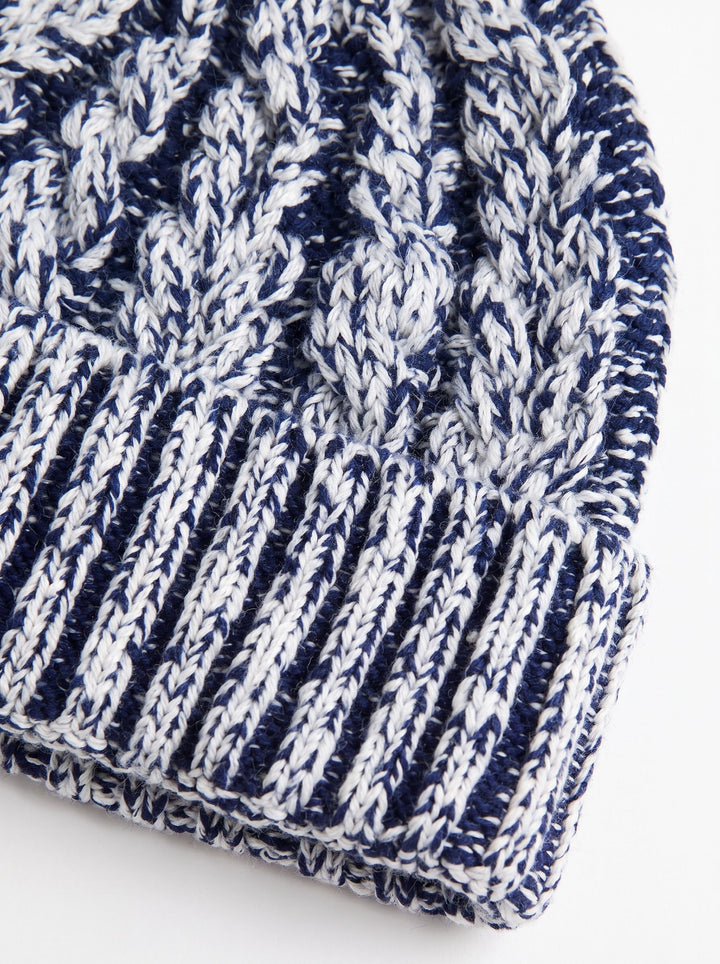 Cozy Chunky Cable Knit Beanie