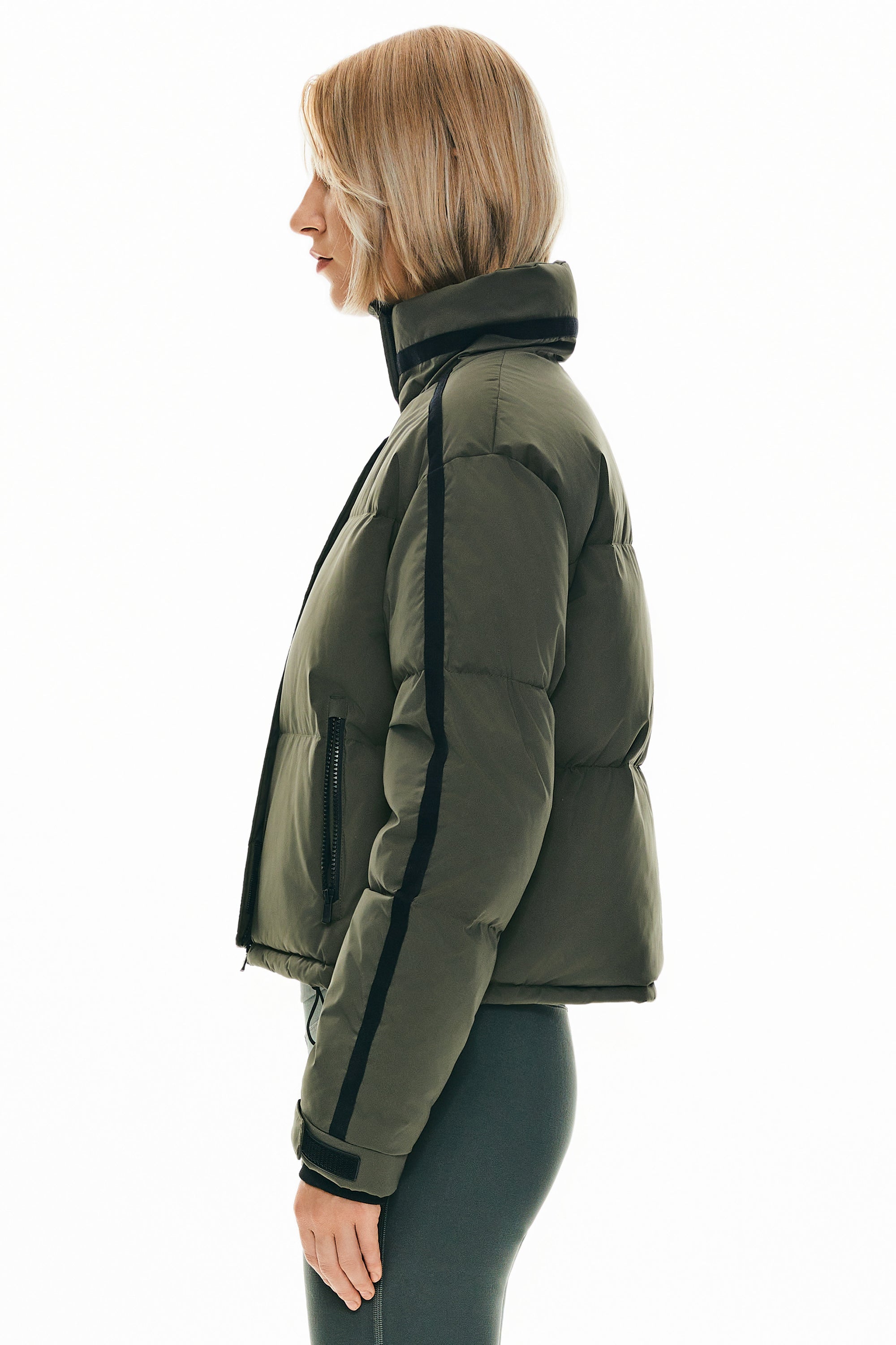 Cropped Sporty Puffer Jacket