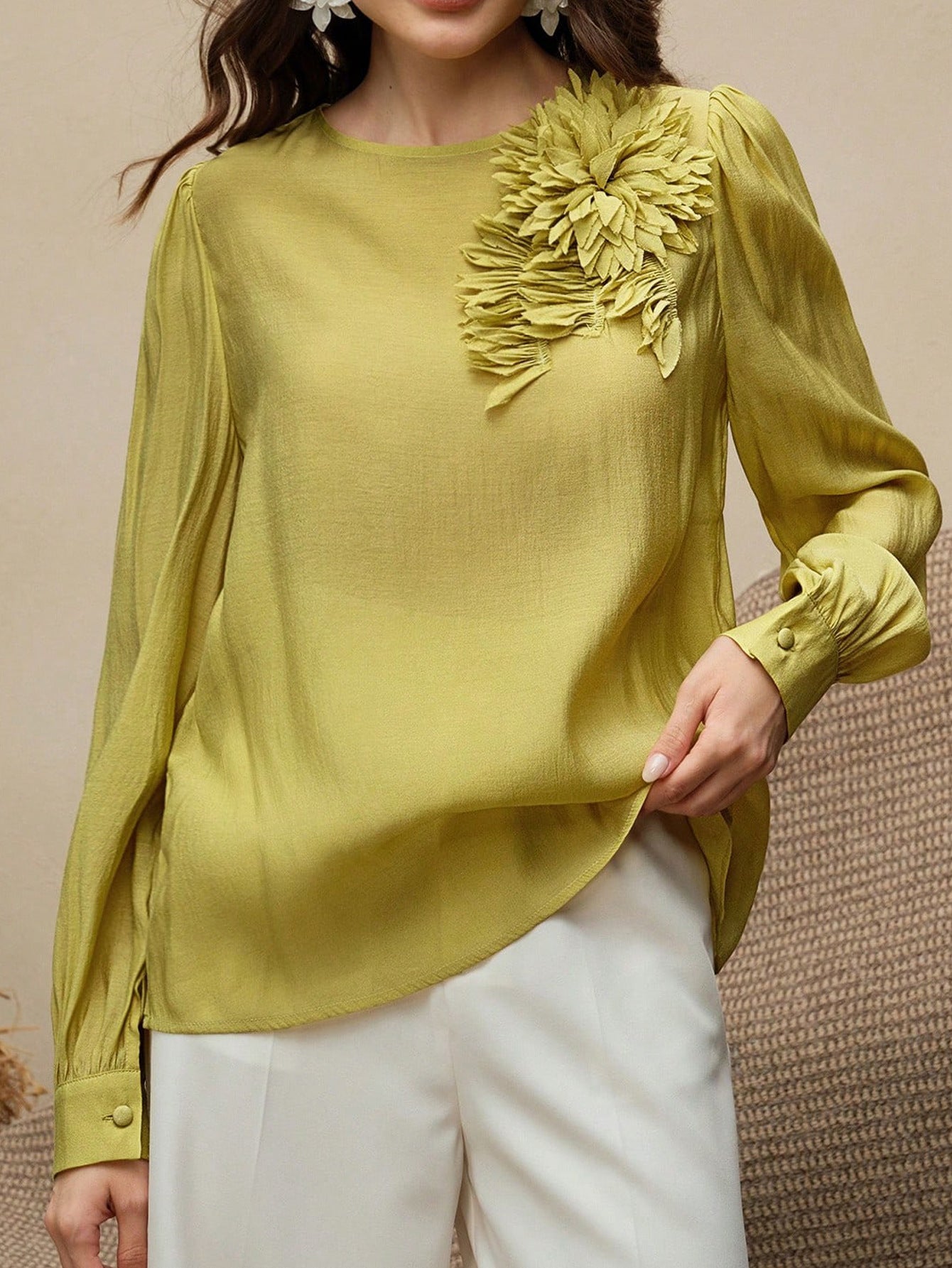 Floral Applique Puff Sleeve Chiffon Blouse
