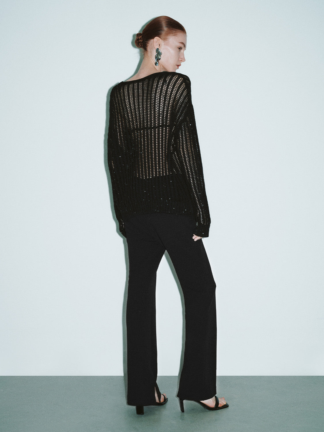 Urban Revivo Crew Neck Loose Knitted T-Shirt-Black