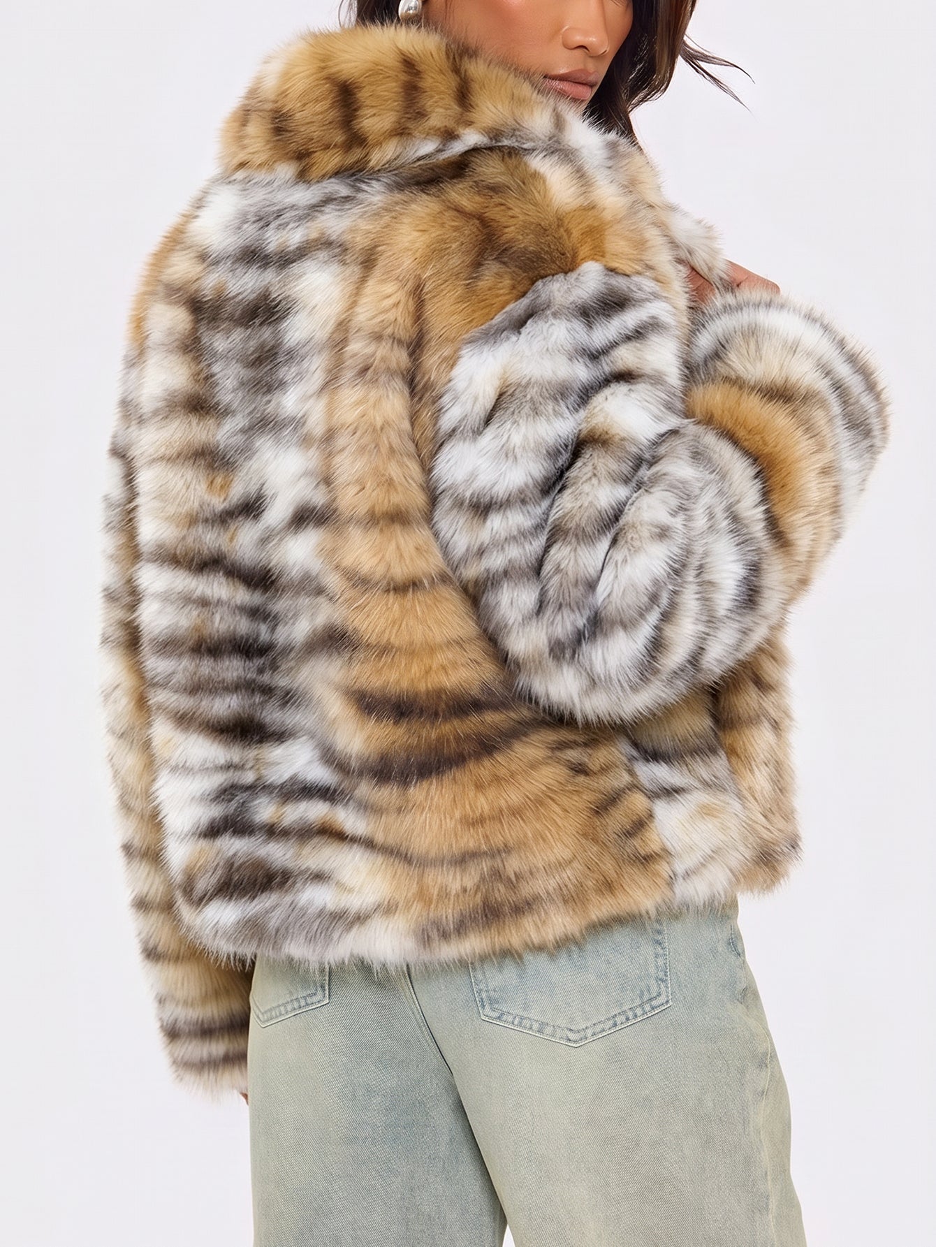 Luxurious Tiger Print Faux Fur Jacket