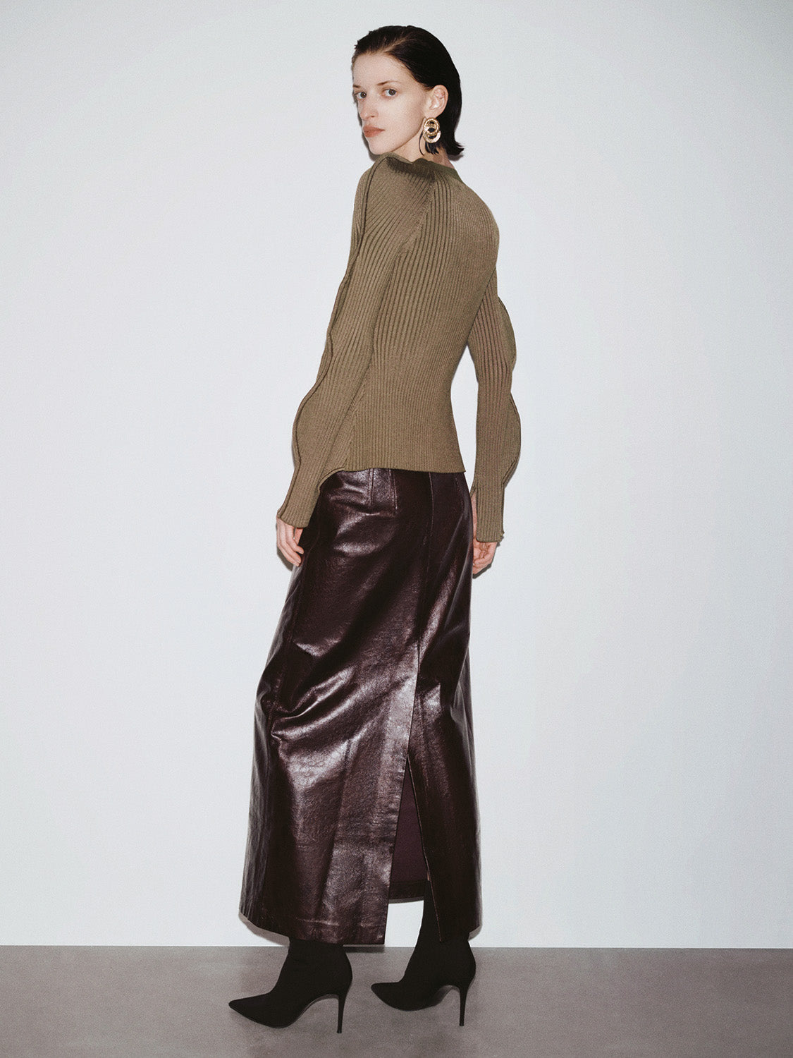 Urban Revivo Skinny Knitted Cardigan-Olive Green