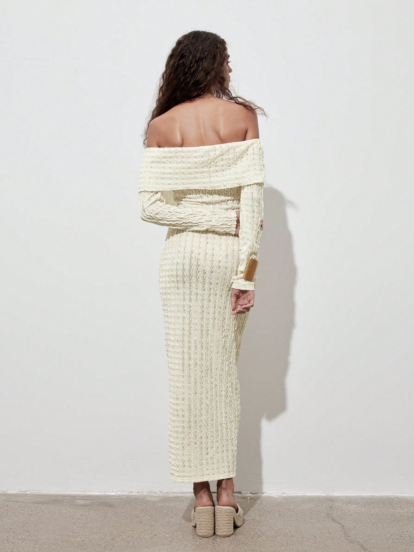 Off-Shoulder Lon Sleeve Sophisticated Knit Maxi Dress-Beie