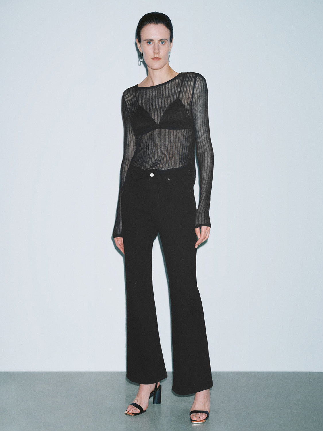 Urban Revivo Skinny Knitted T-Shirts-Black