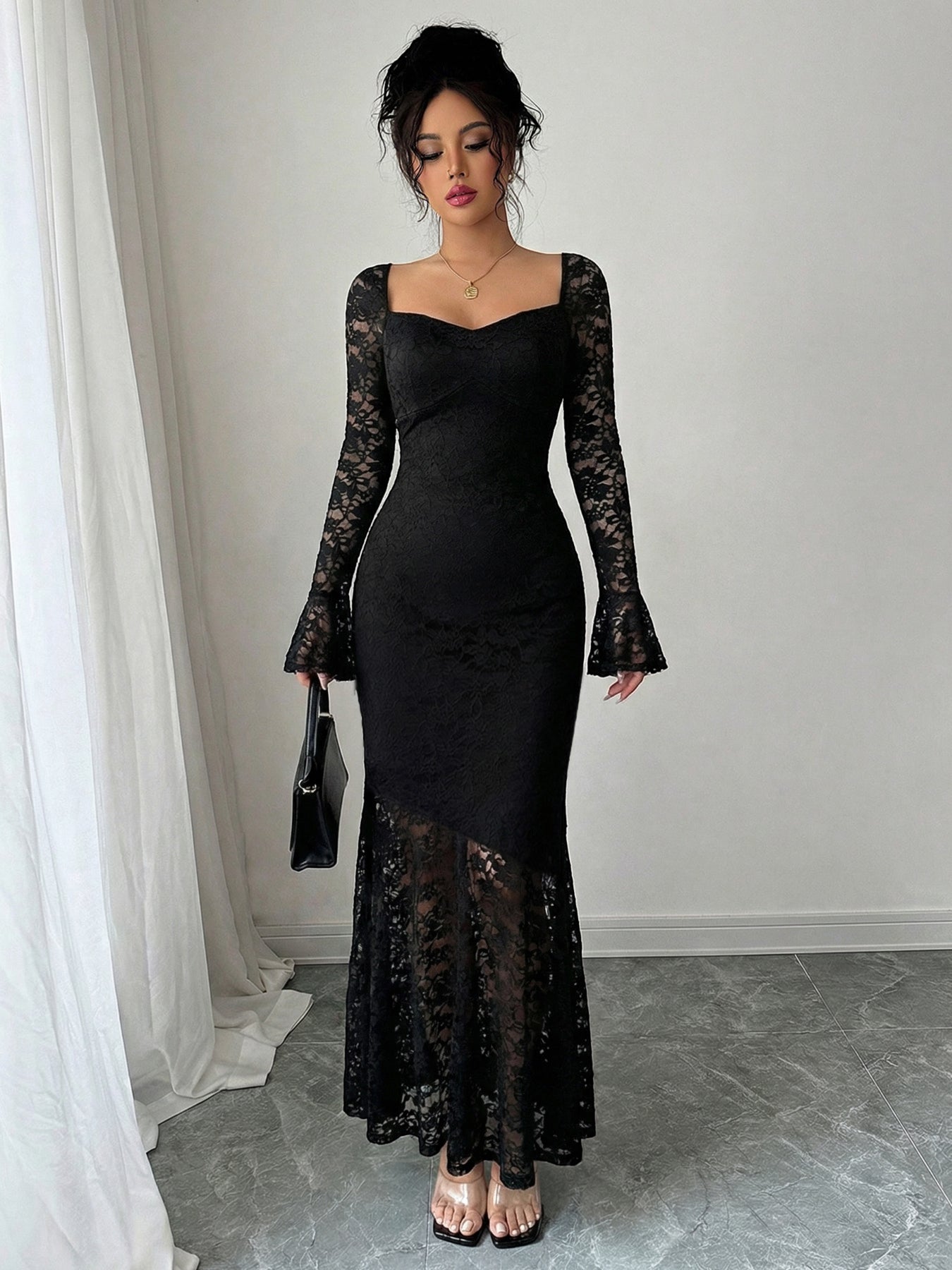 Lace Sweetheart Neck Formal Maxi Evening Dress-Black