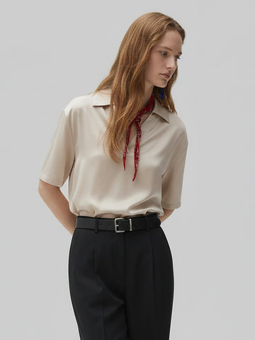 MO&Co.Polo V-neck Blouse