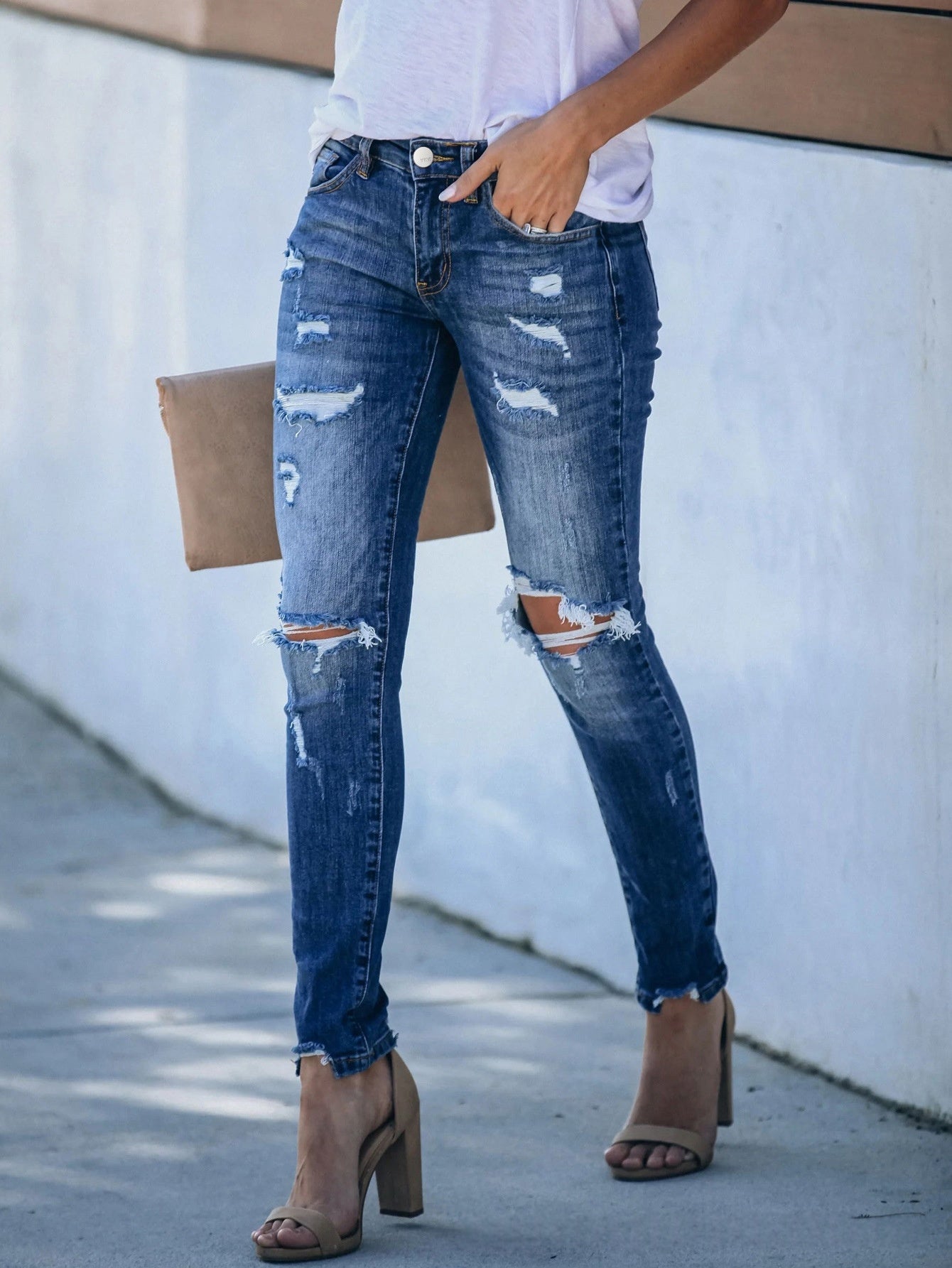 Distressed Cuffed Hem Skinny Jeans