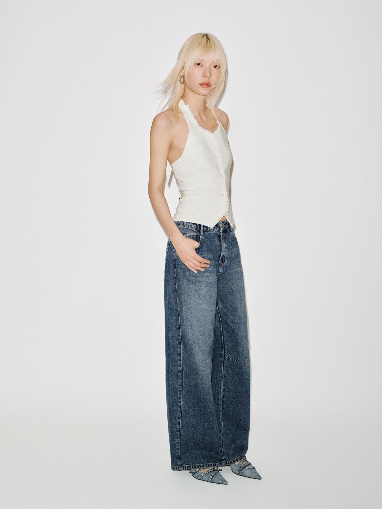 Urban Revivo Barrel Leg Jeans-Blue