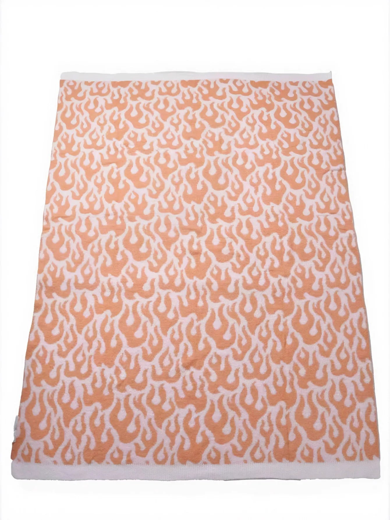 Soft Cozy Flame Pattern Knit Blanket
