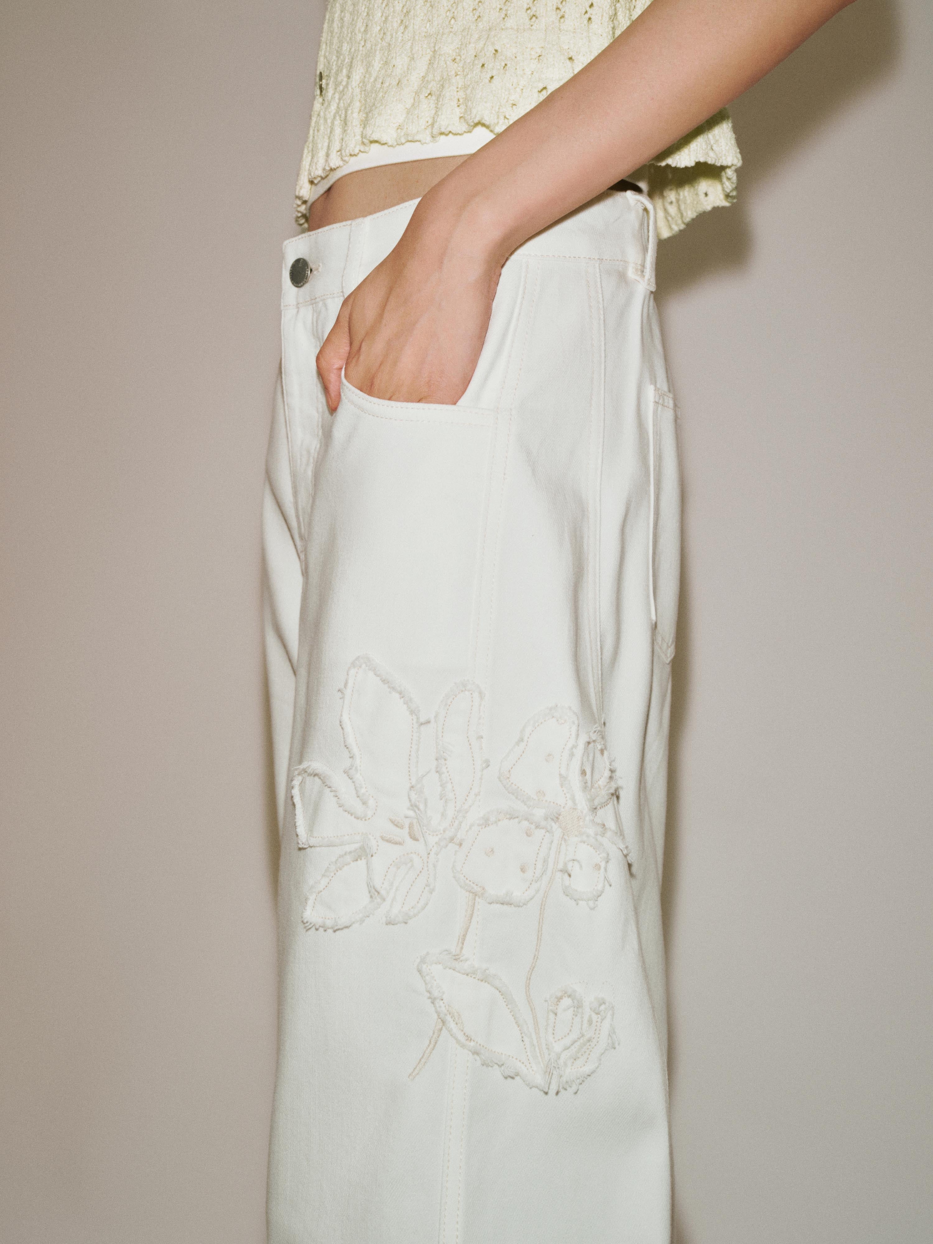 Urban Revivo Floral Embroidered Wide Leg Jeans