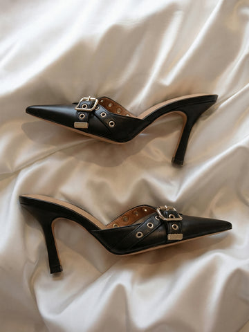 Pointed-Toe Gold-Buckle Contrast-Lining Sophisticated Mules