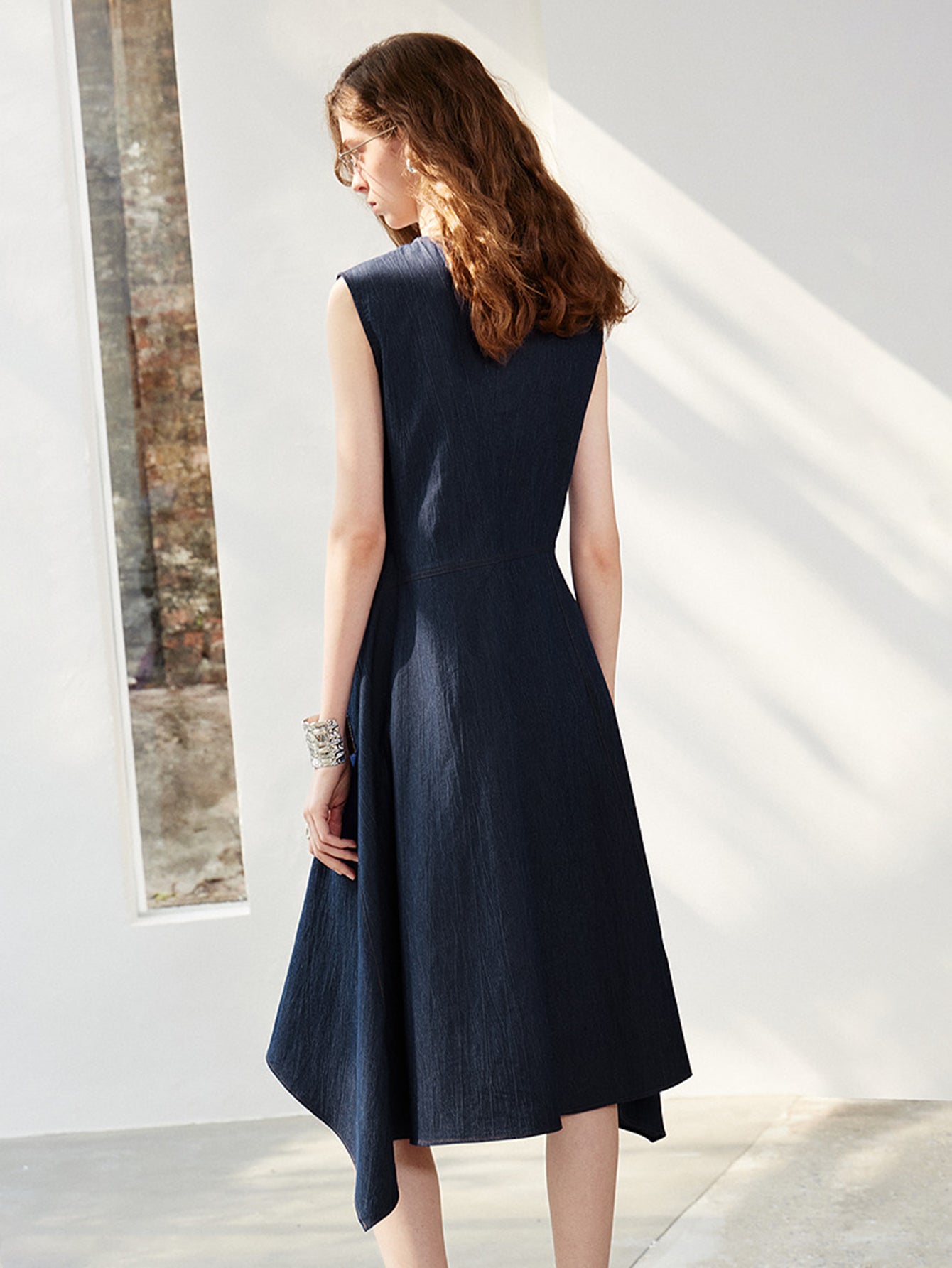 Asymmetric Hem Sleeveless Modern Midi Dress