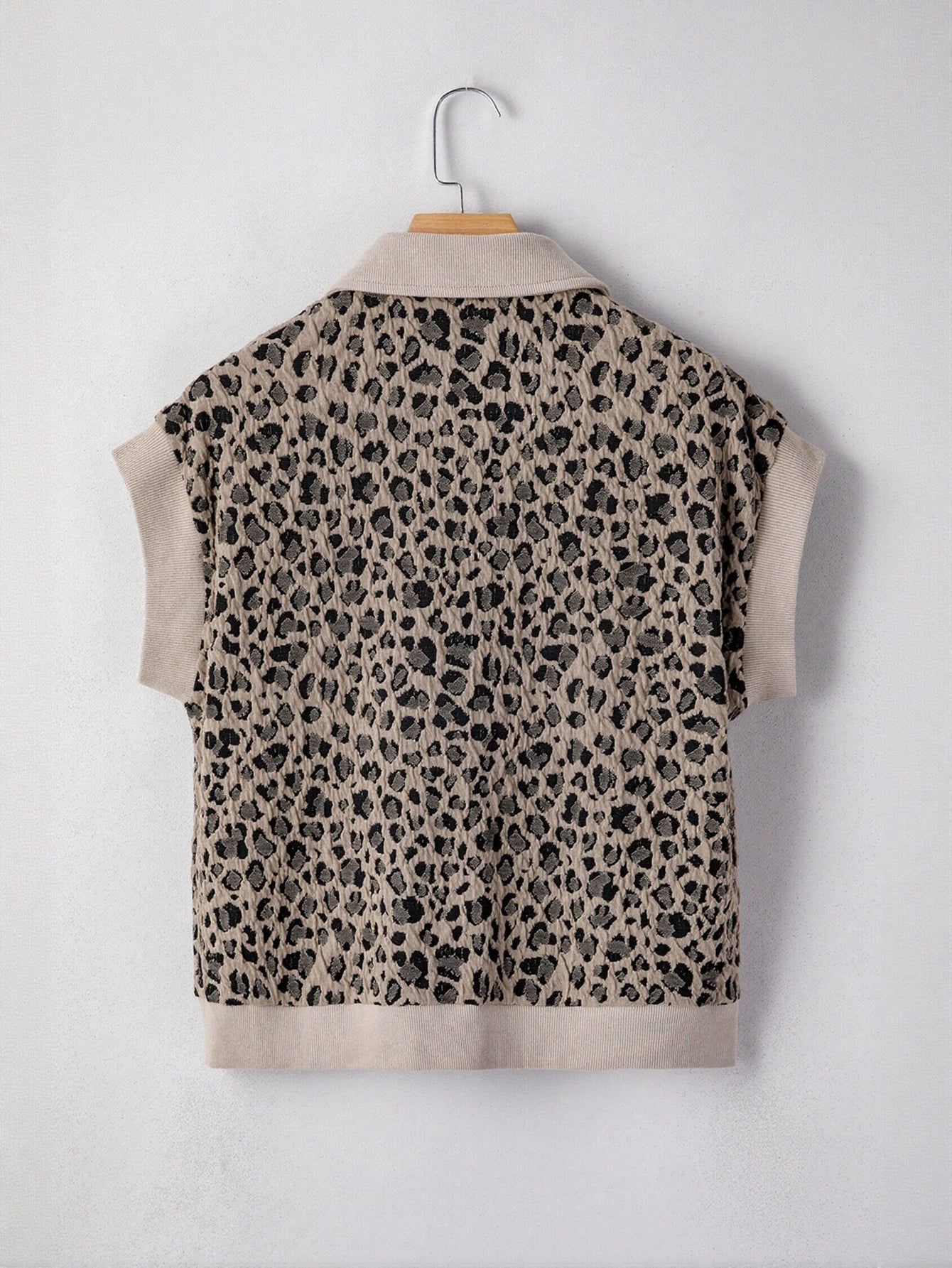 Leopard Print Zip Short Sleeve Top
