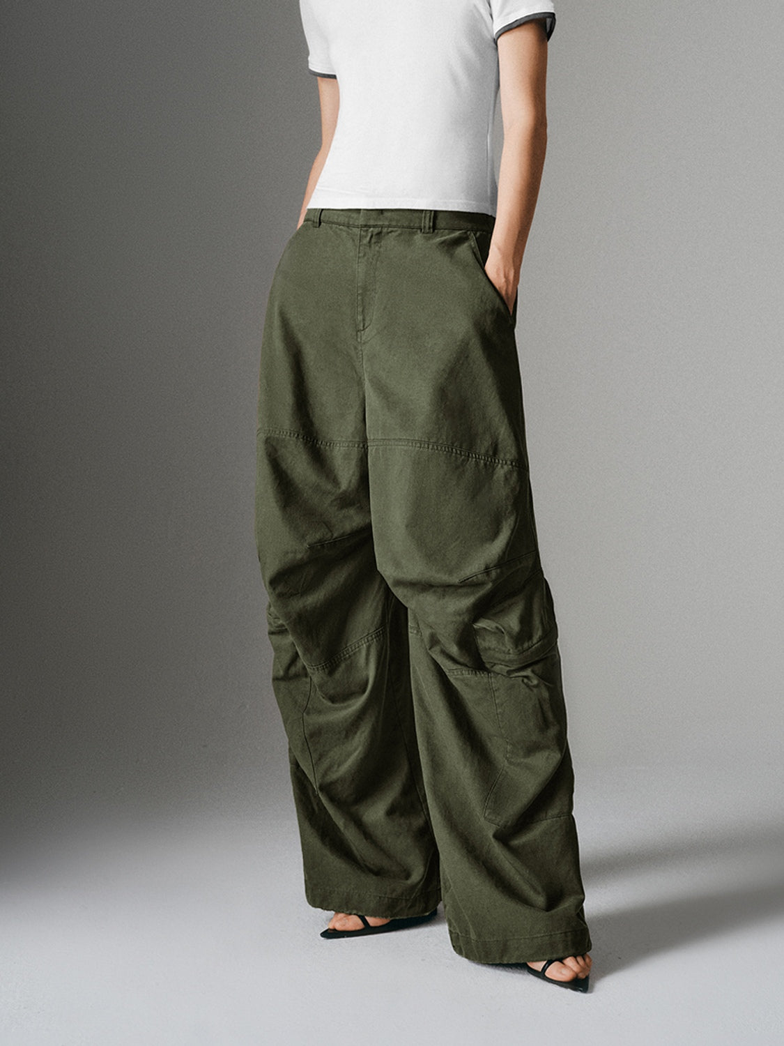 Urban Revivo Wide-Leg Pants-Olive Green