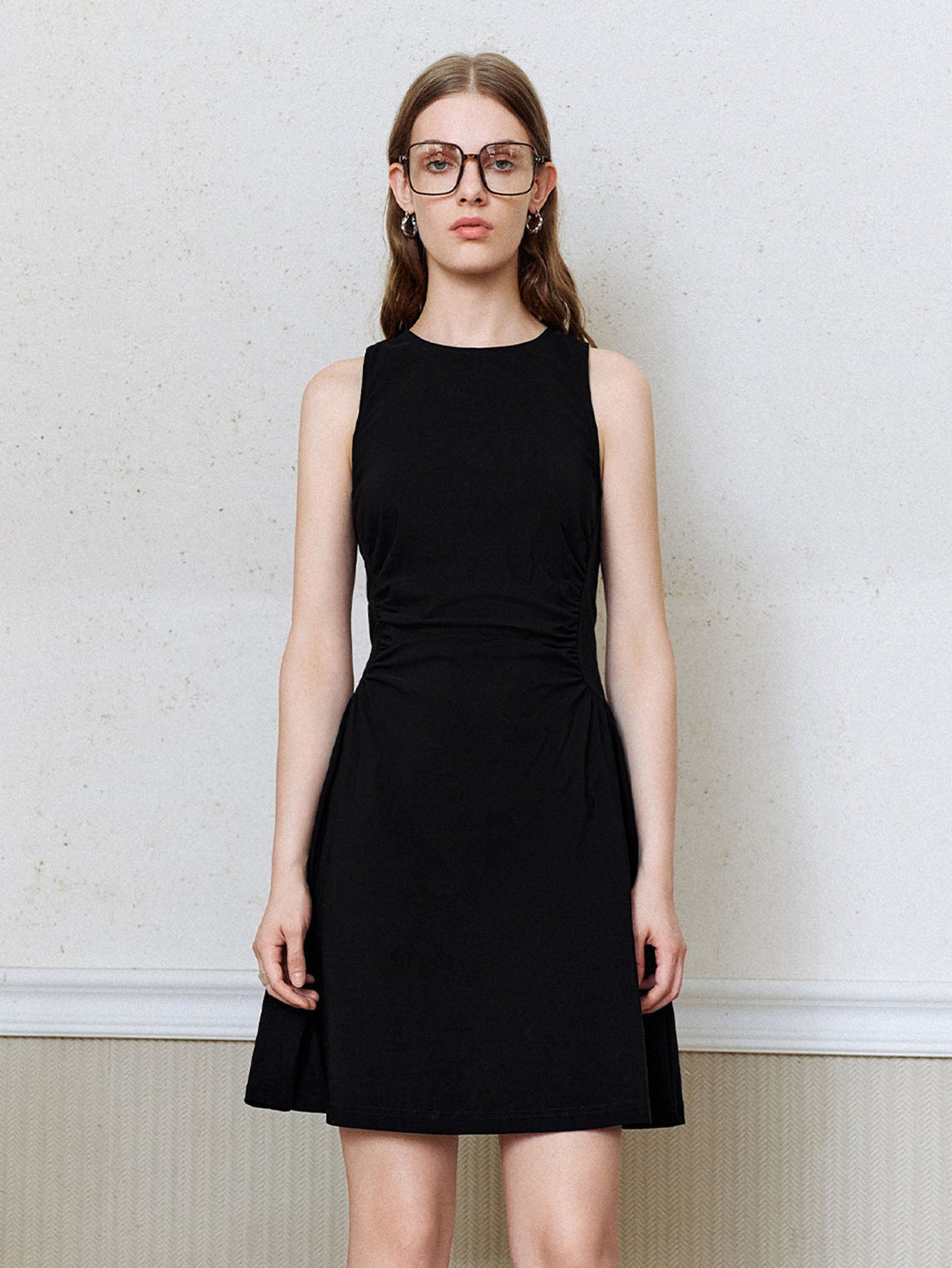 Urban Revivo Sleeveless Crew Neck A-Line Dress-Medium Blue