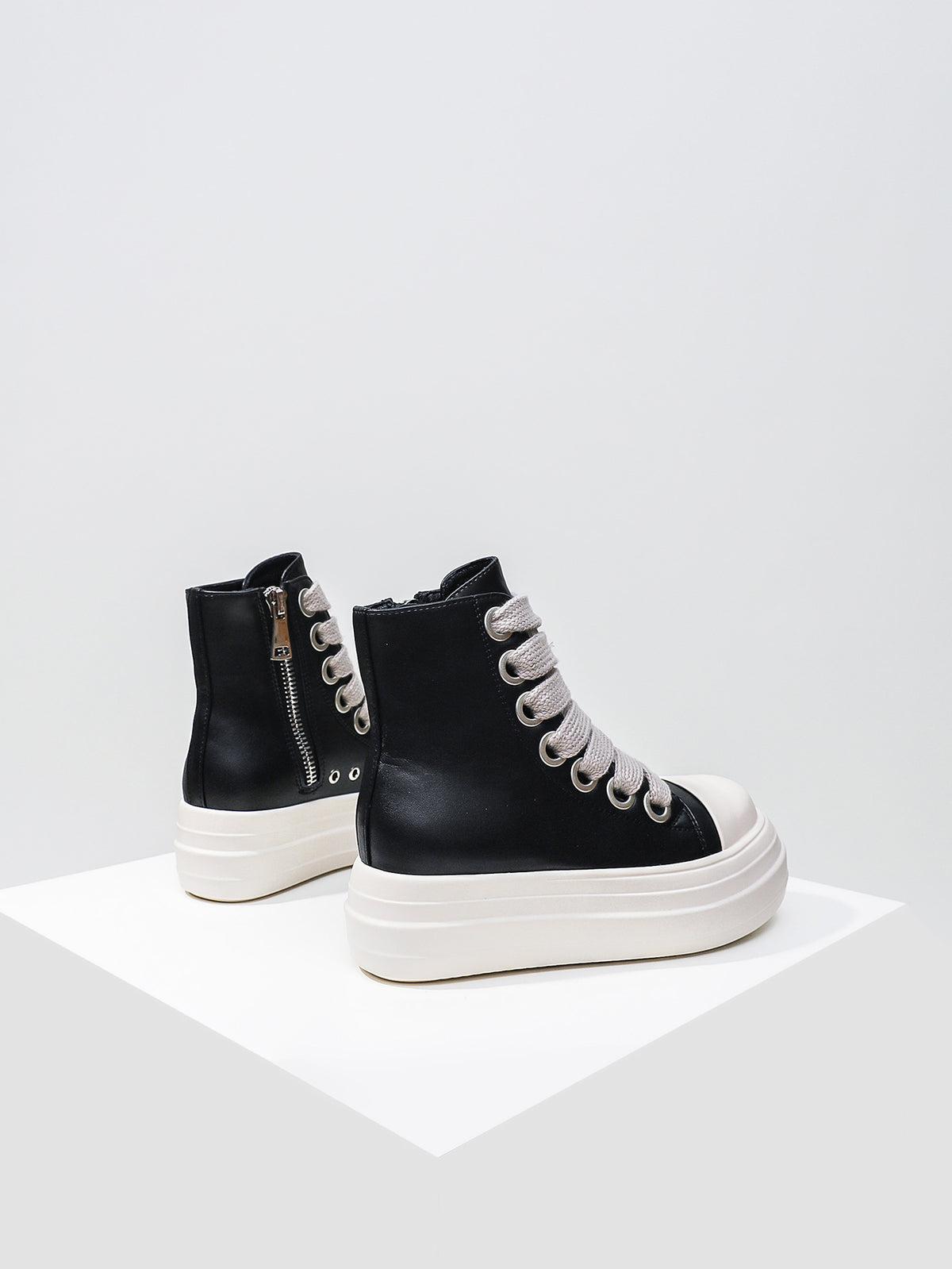 Chunky Platform Zip-Detail Edgy Boots[Note:Runs Small,Go One Size Up]