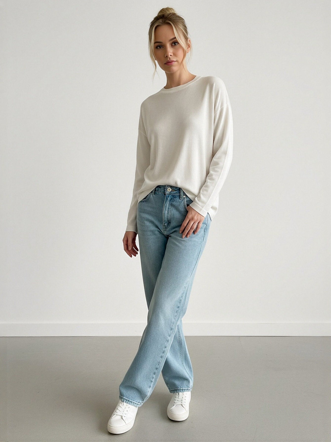 Lon Sleeves Loose Fit Soft Touch Basic T-shirt-White