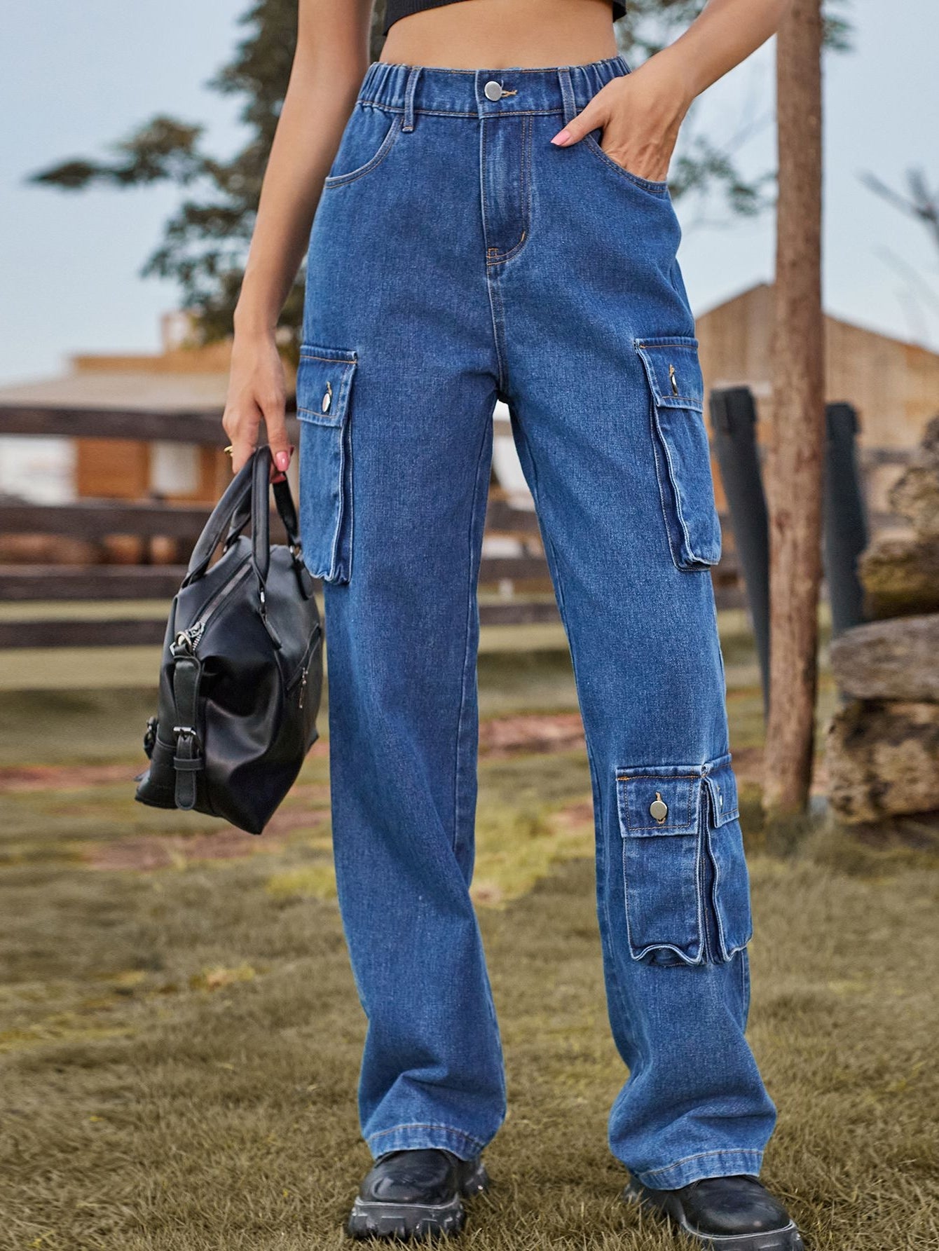 High Waisted Relaxed Cargo Jeans