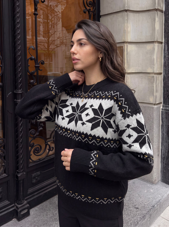 Cozy Fair Isle Pattern Pullover Sweater