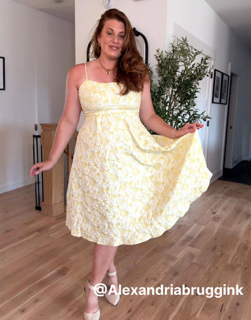Elegant Textured Yellow Midi Dress