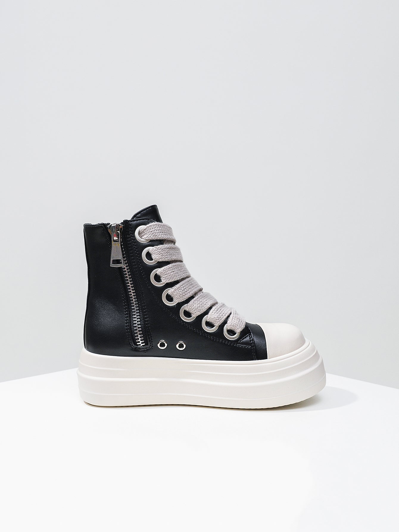 Chunky Platform Zip-Detail Edgy Boots-Black