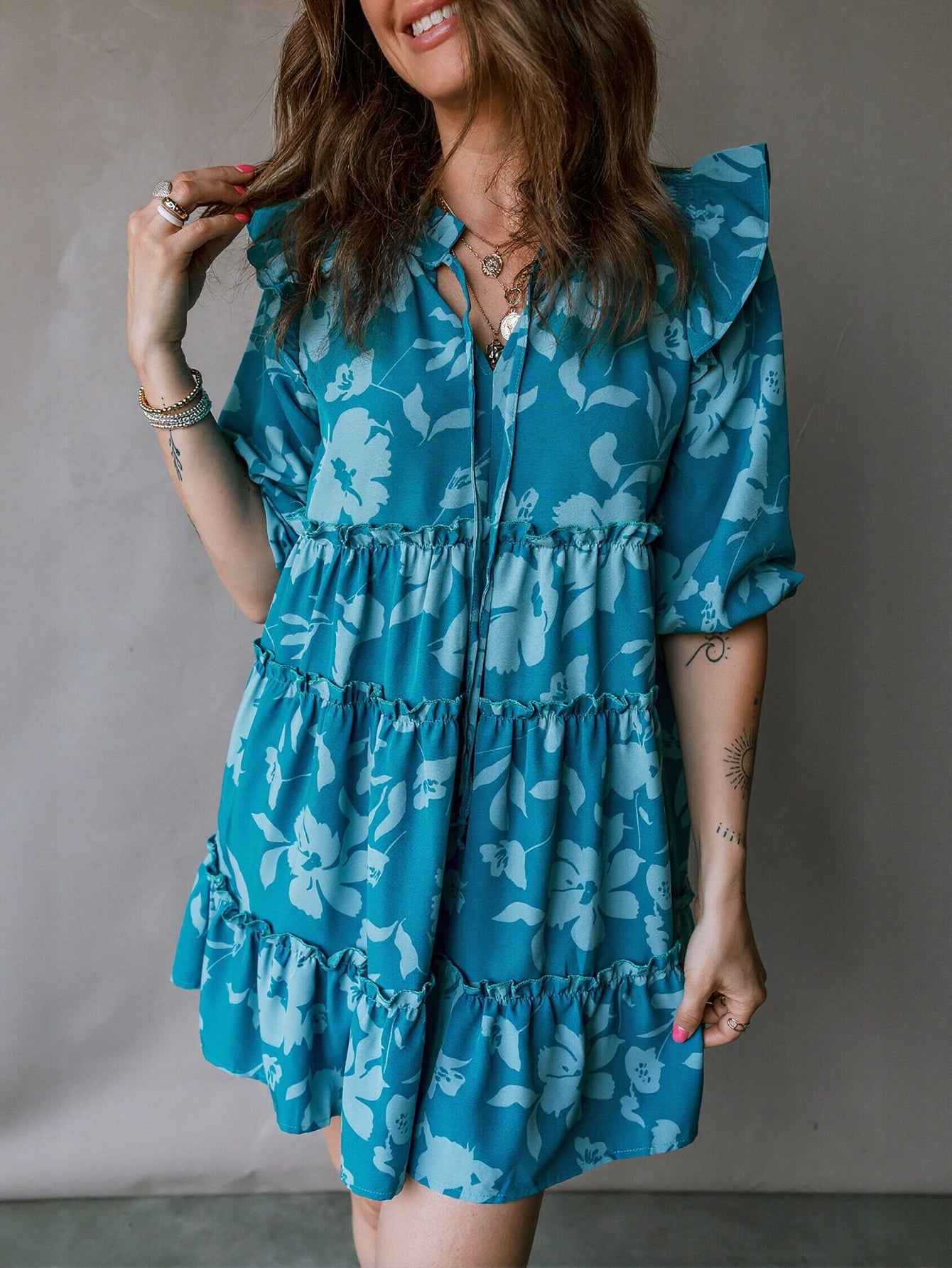 Floral Print Keyhole Neck Mini Dress