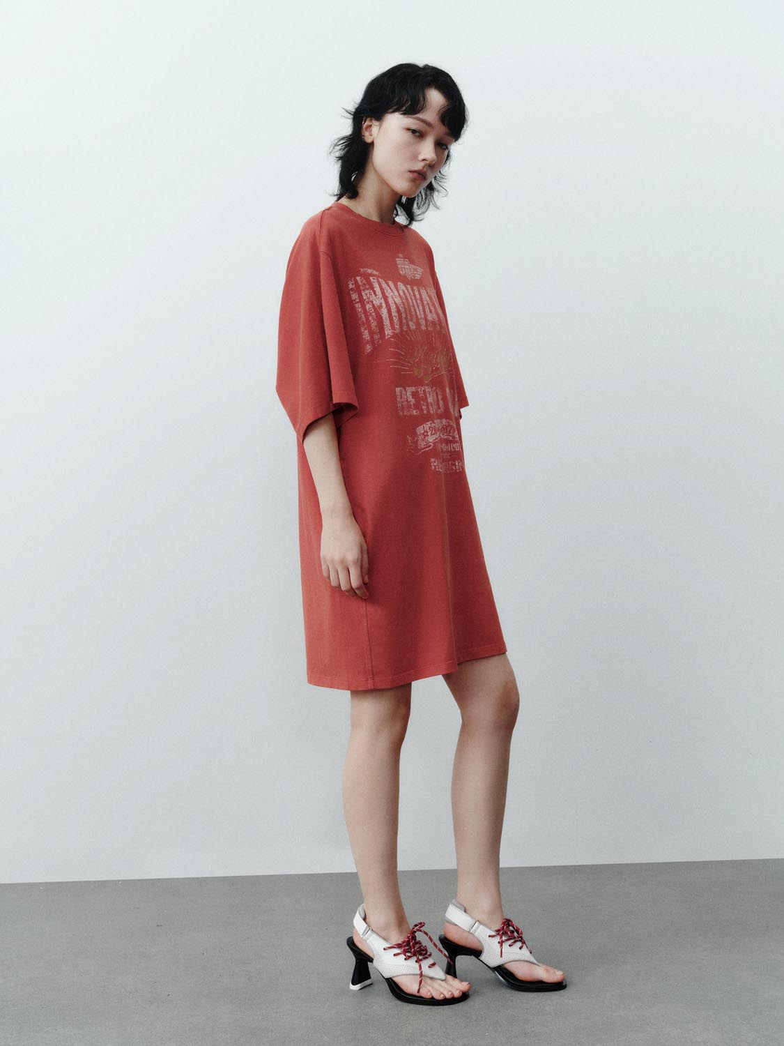 Urban Revivo Straight Loose Dresses-Oriental Red