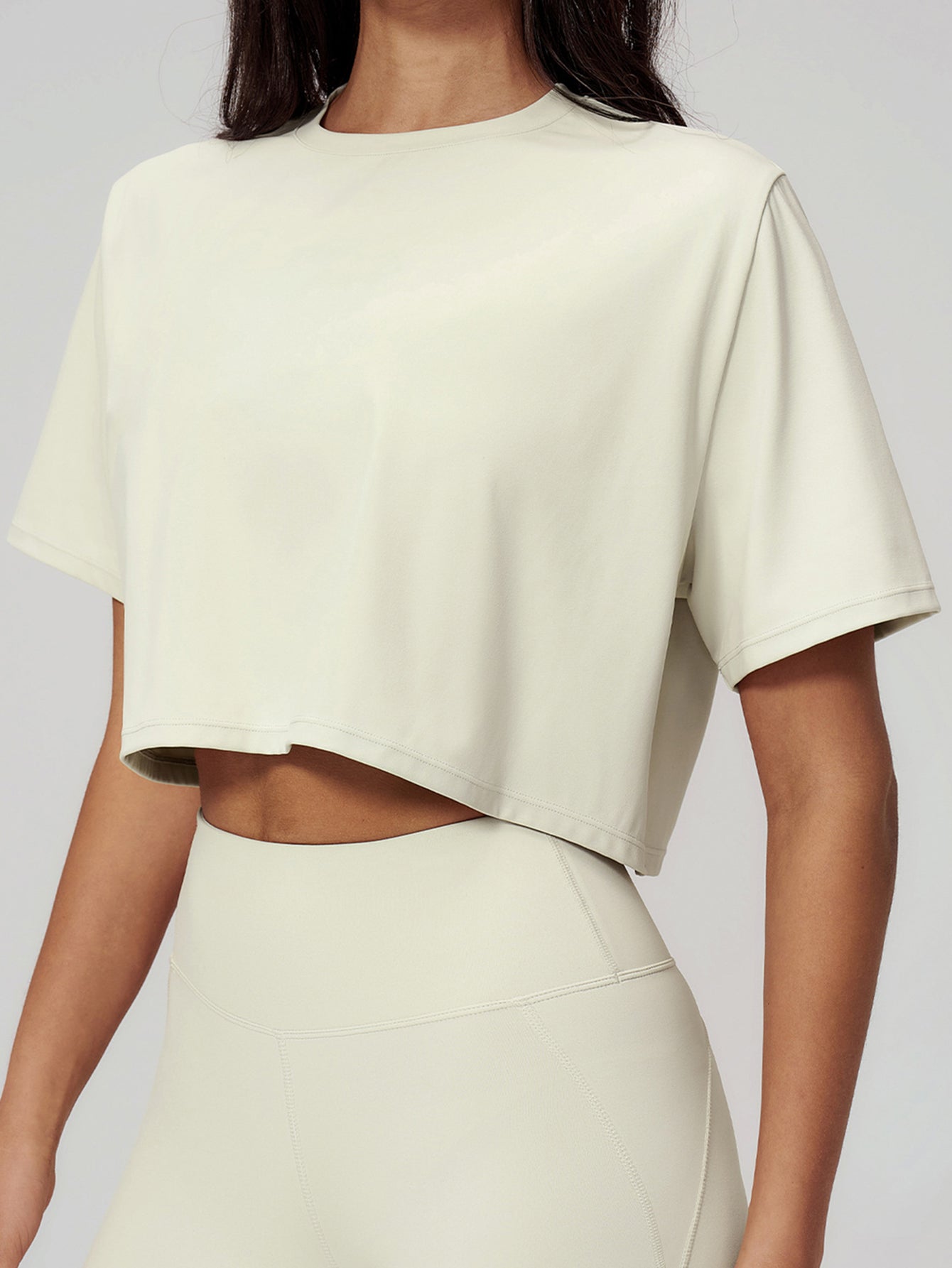 Seamless Buttery Soft Crop Yoga Tee
