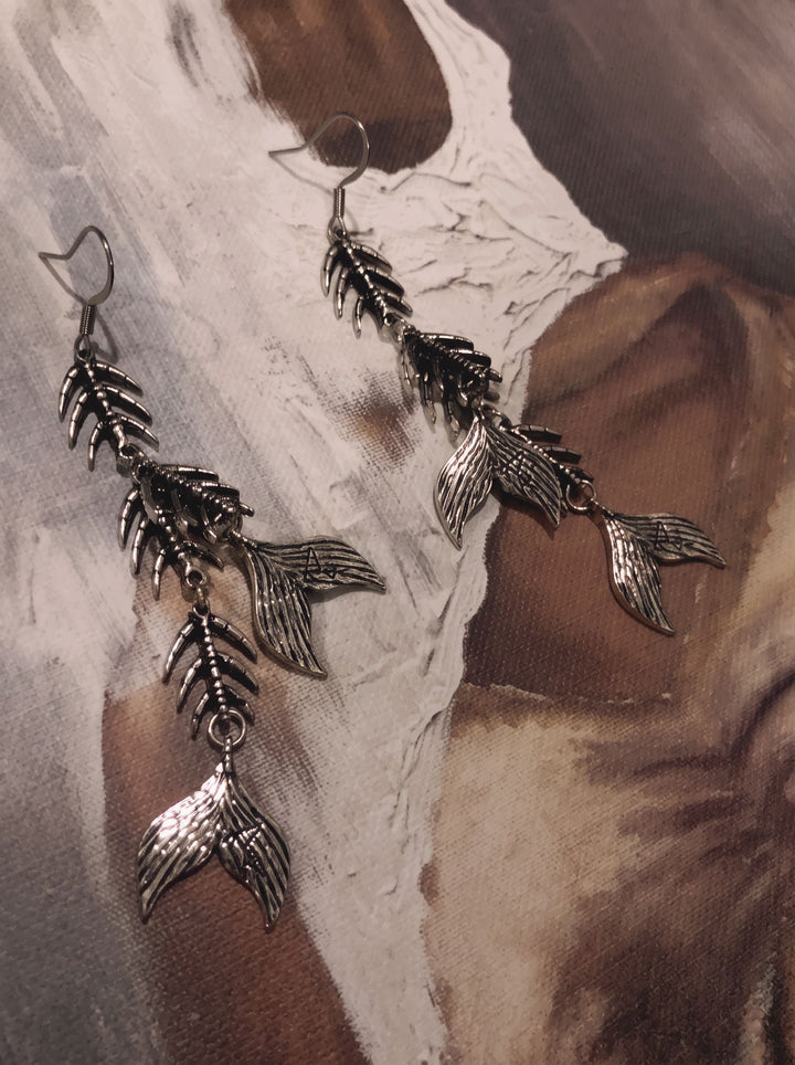 Edgy Gothic Fish Bone Earrings