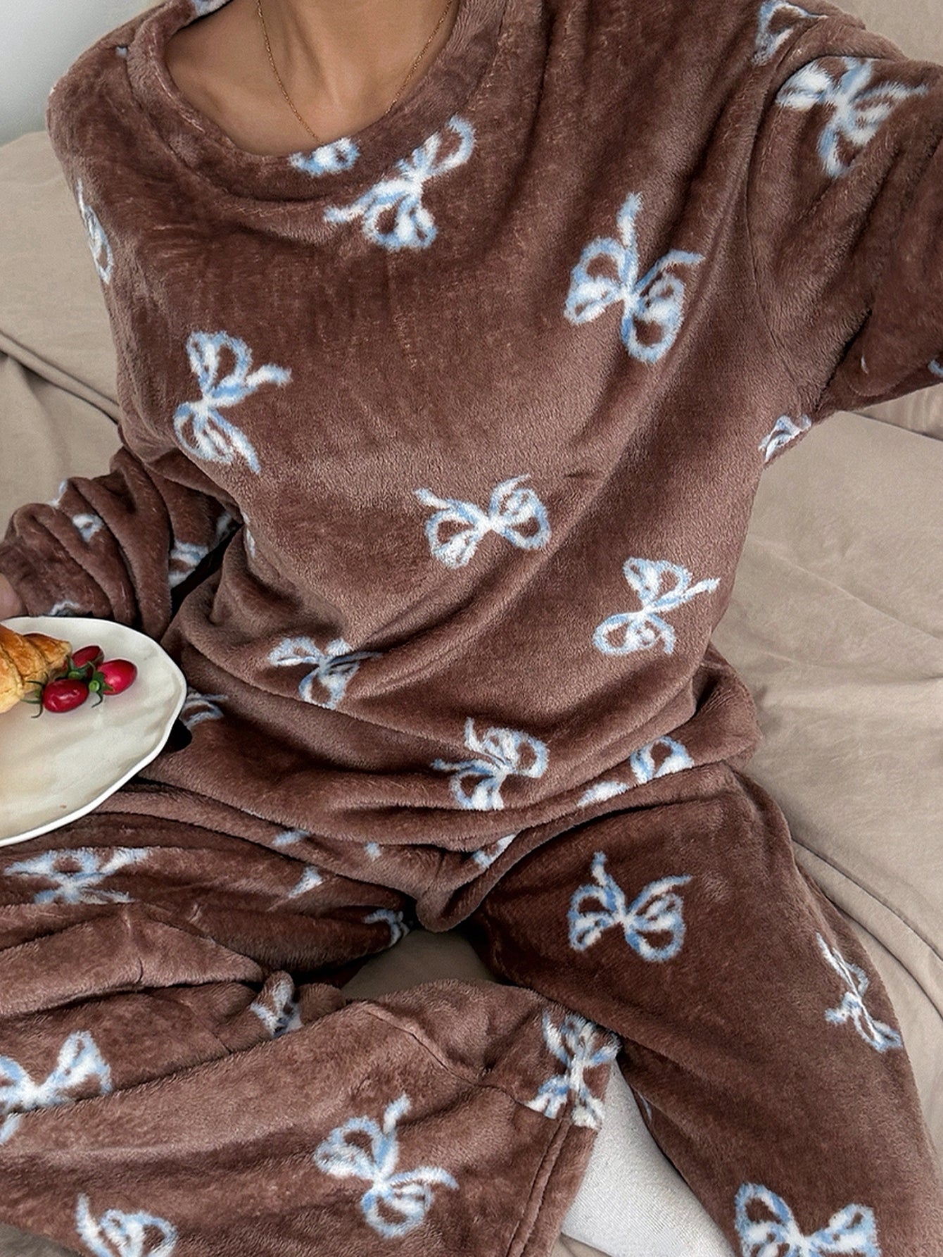 Cozy Plush Bow Print Pajama Set