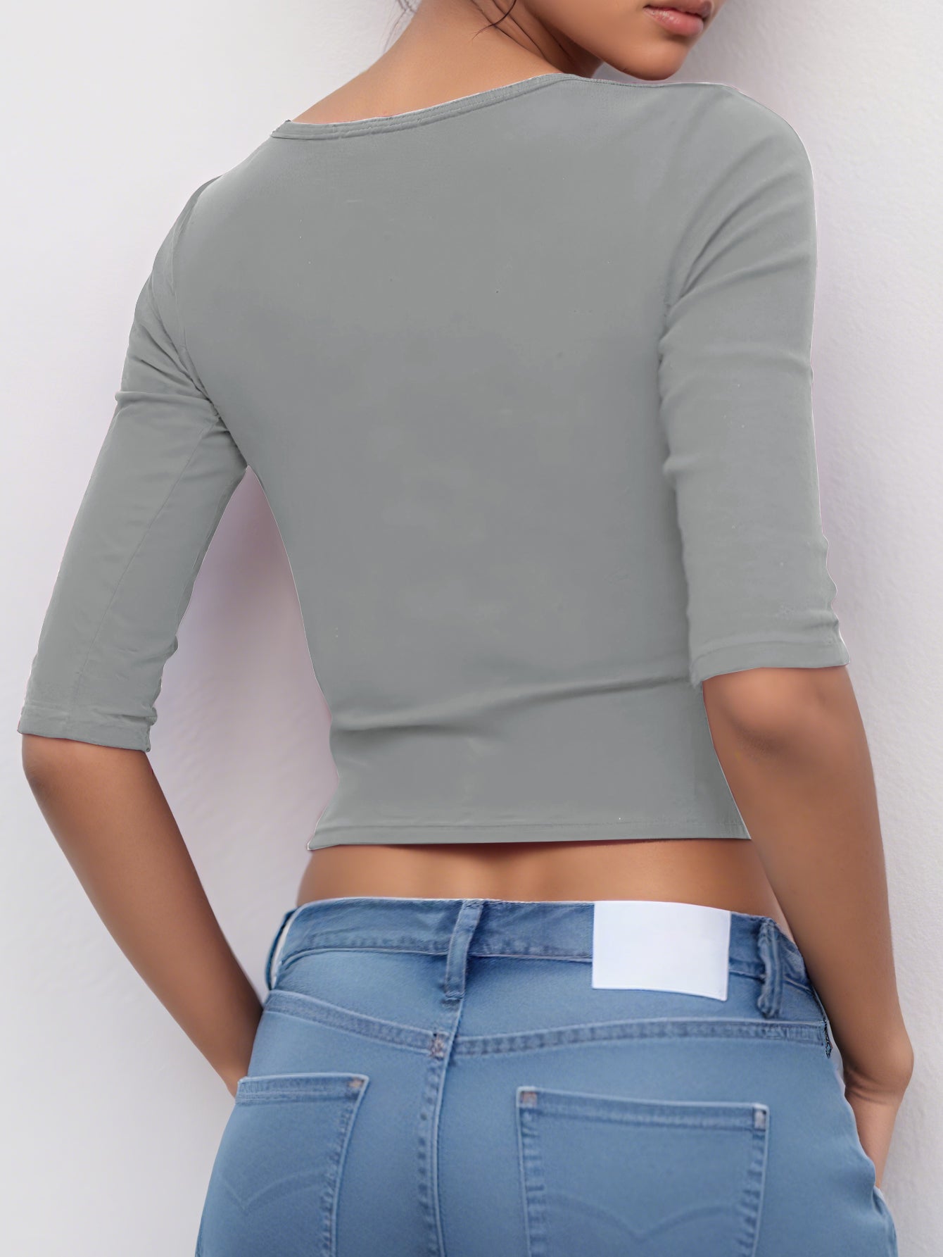 Three-quarter Sleeves Slim Fit Minimalist T-shirt-Black