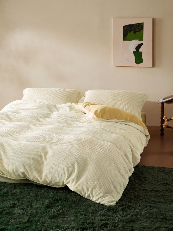Anti Static Velvet Bedding Set