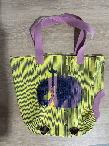 Textured Elephant Pattern Knit Tote Bag