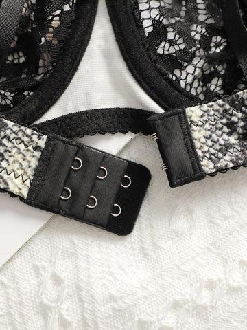 Sexy Lace Underwire Lingerie Set
