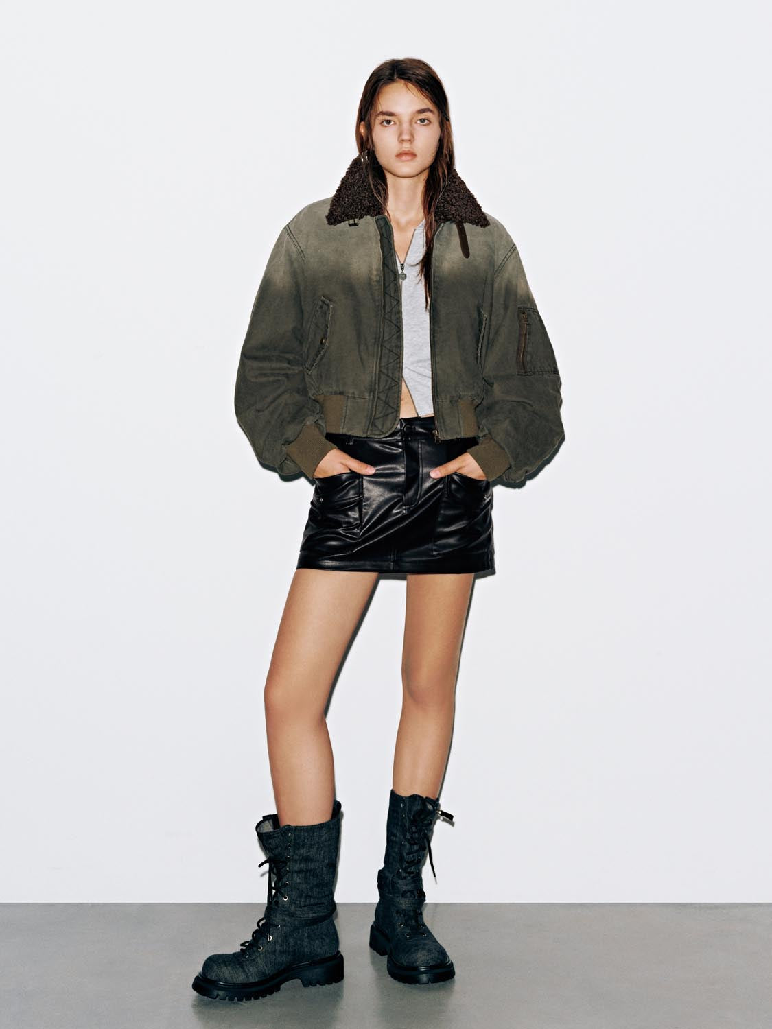 Urban Revivo Faux Leather Straight Mini Skirts-Black