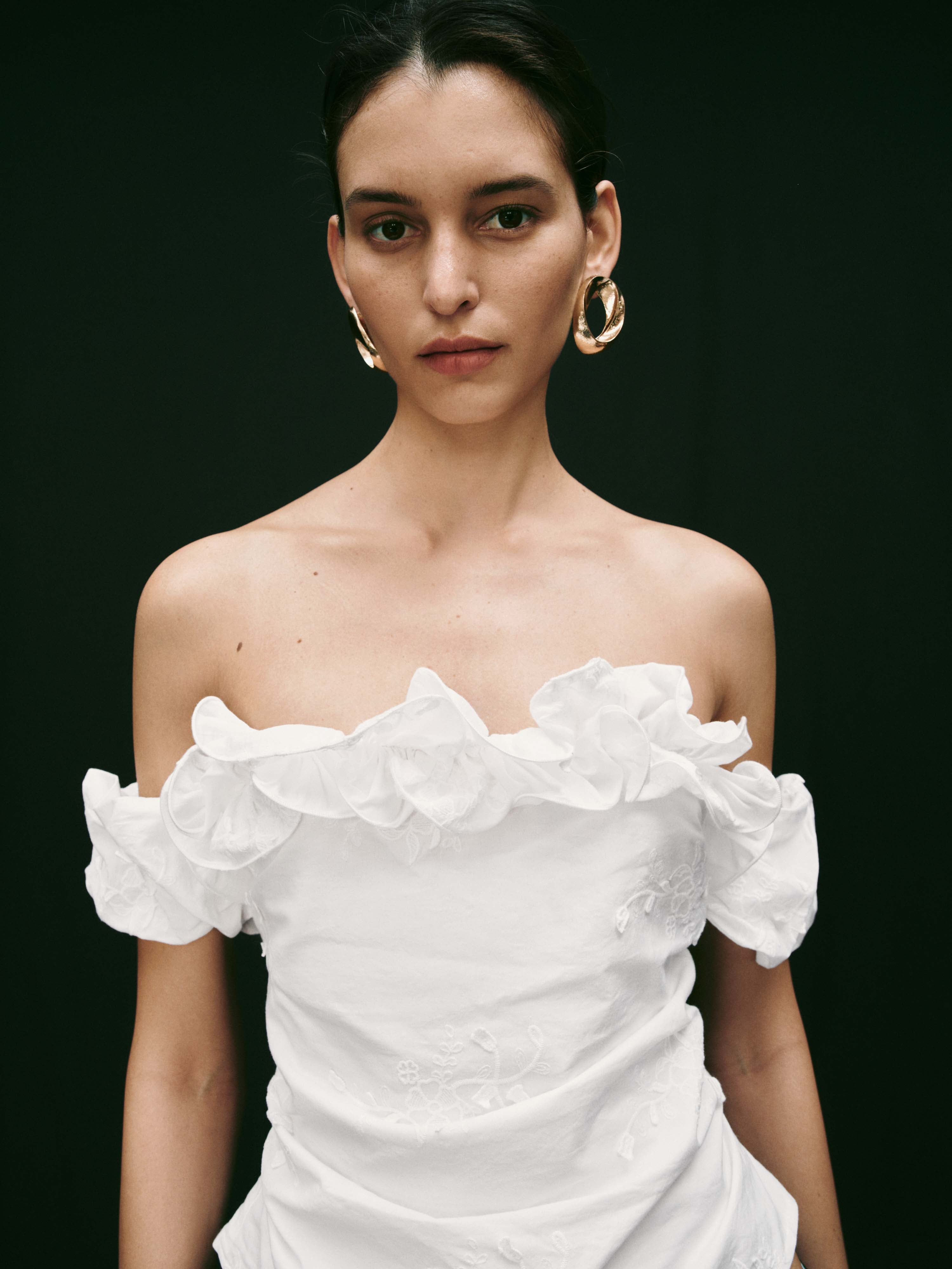 Ruffle Trim Embroidered Boat Neck Overhead Shirts