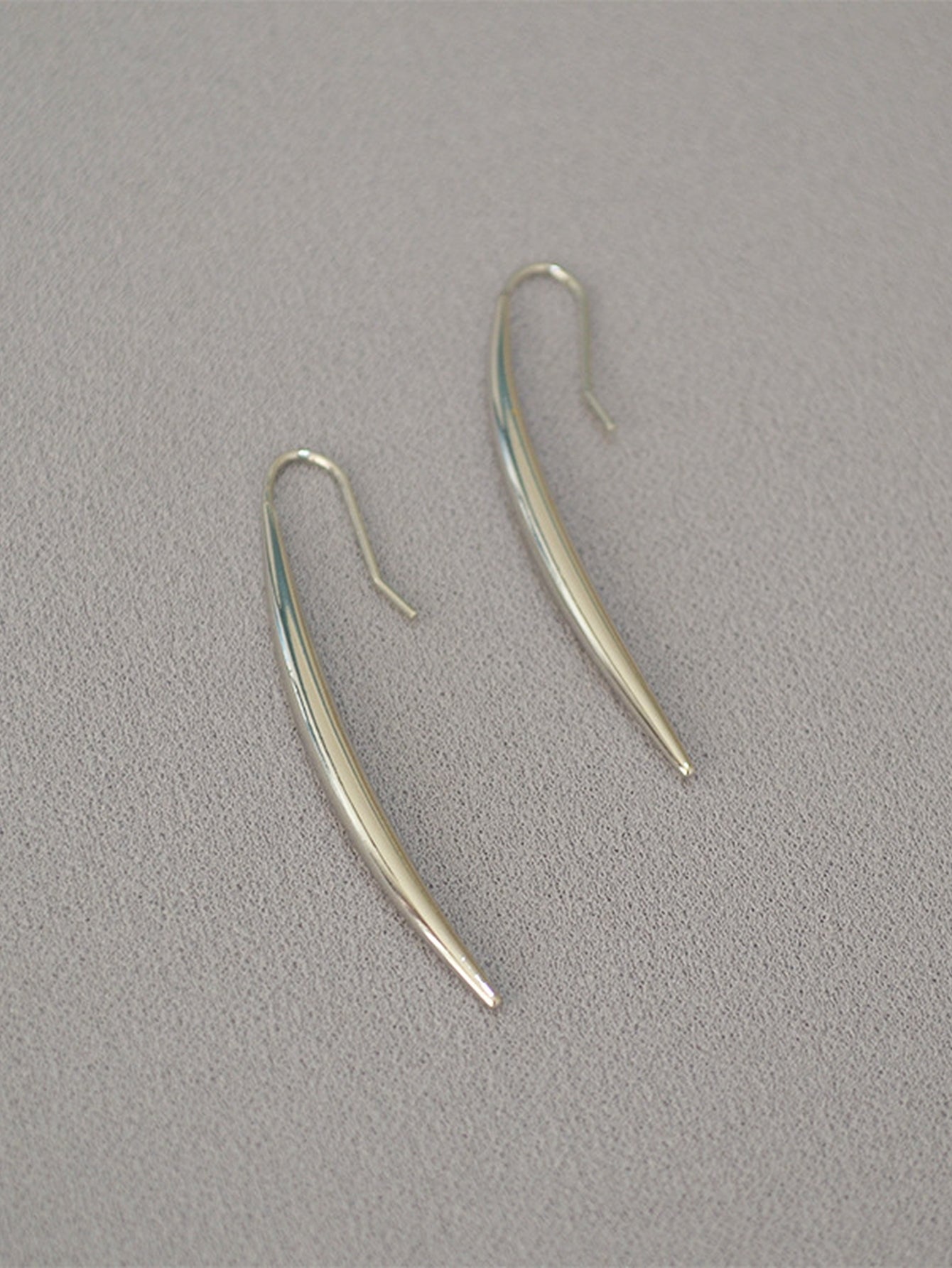 Minimalist Gold Curved Drop Earrings