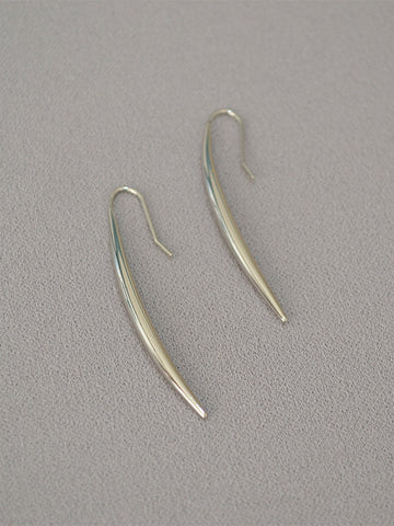 Minimalist Gold Curved Drop Earrings