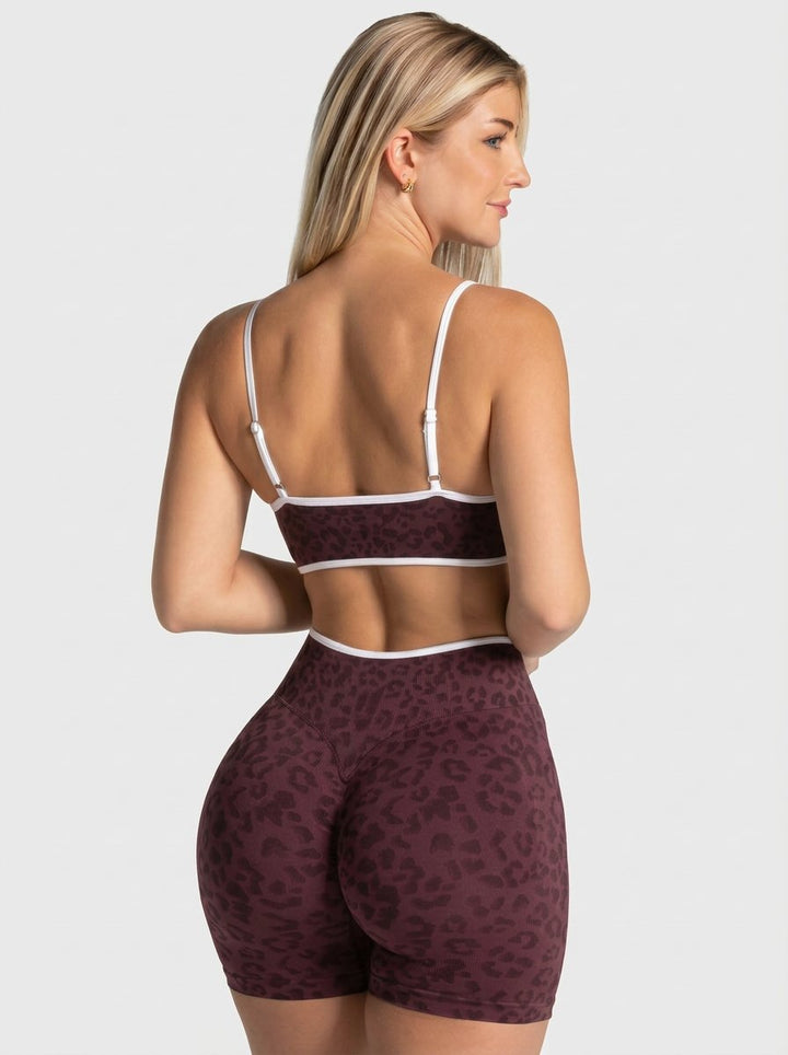 Seamless Leopard Print Workout Set