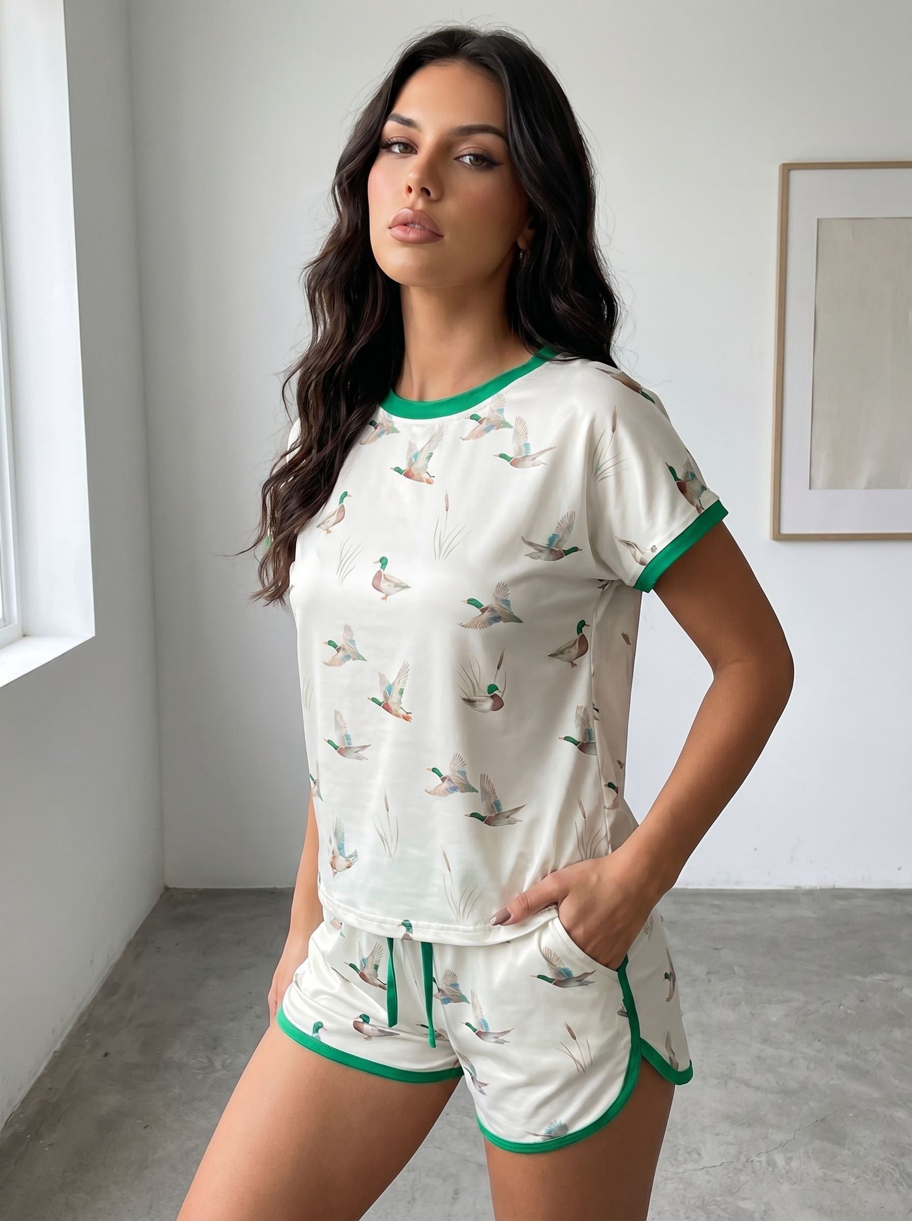 Silky Printed Duck Shorts Set