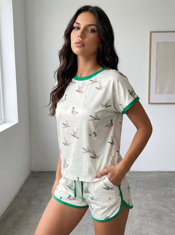 Silky Printed Duck Shorts Set