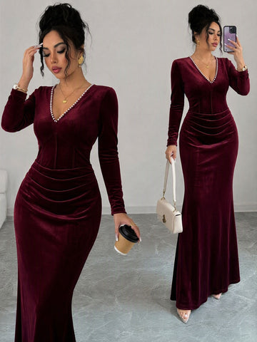 Elegant Pearl Trim Velvet Maxi Dress