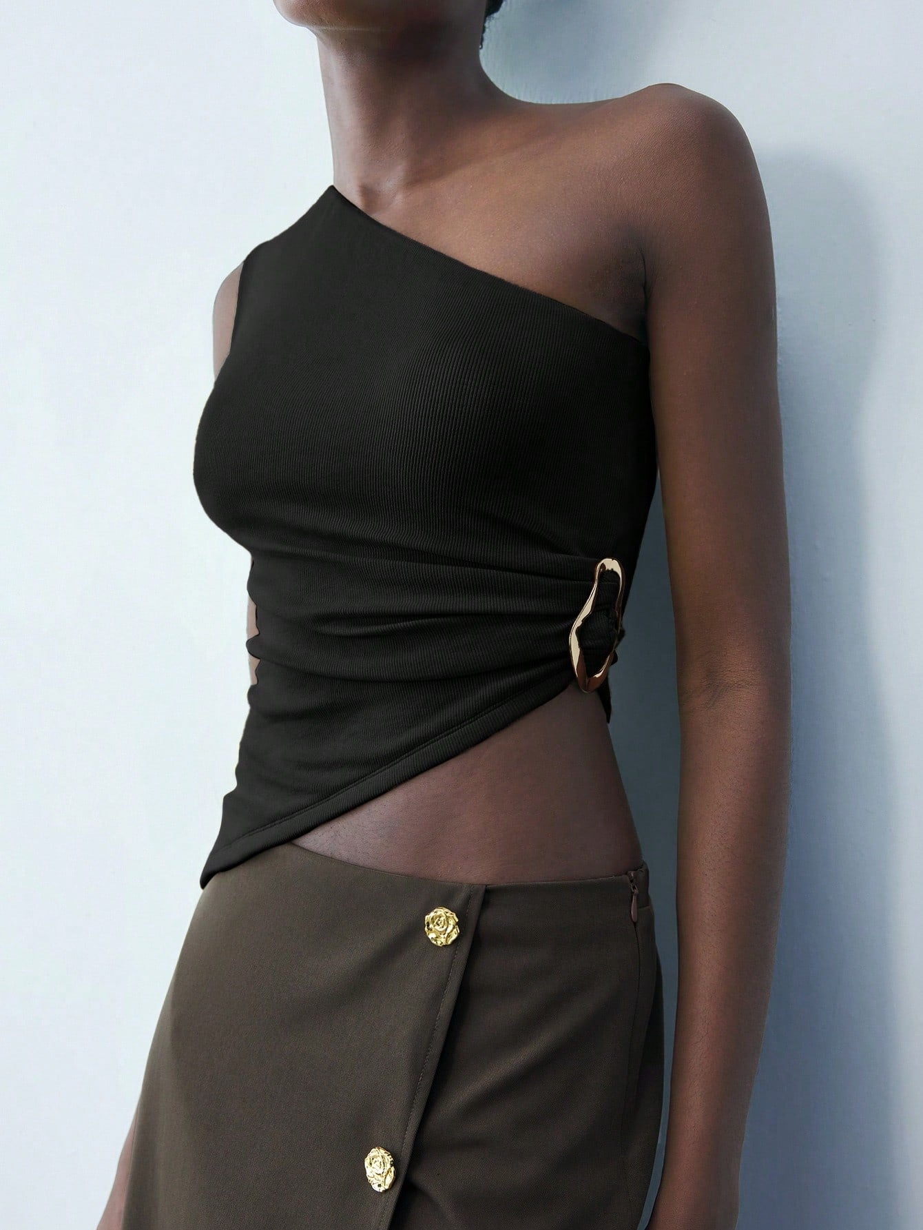 One Shoulder Twisted Cropped Tank