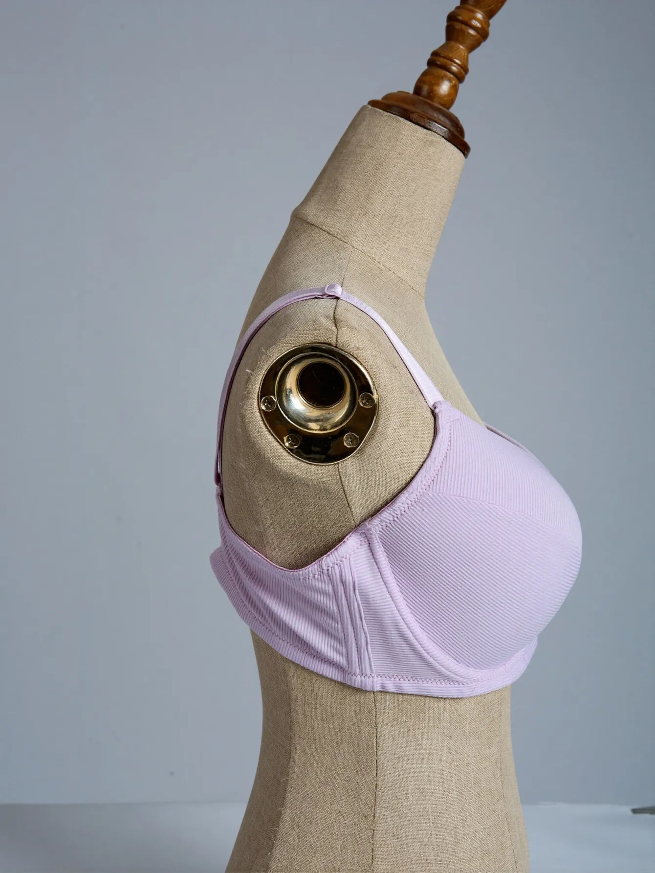 Seamless Ribbed Strapless Push Up Bra
