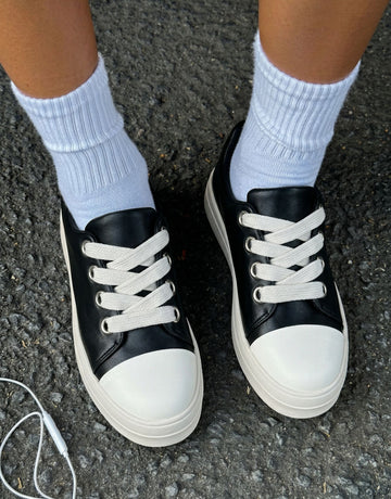 Leather Toe Cap Casual Sneakers