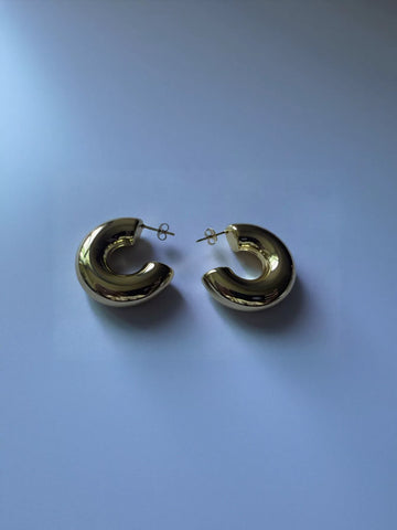 Chunky Gold Minimalist Hoop Earrings