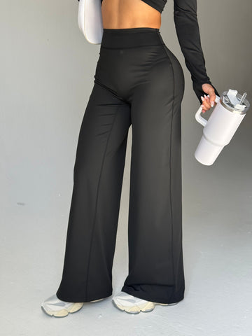 High Waisted Polka Dot Yoga Pants